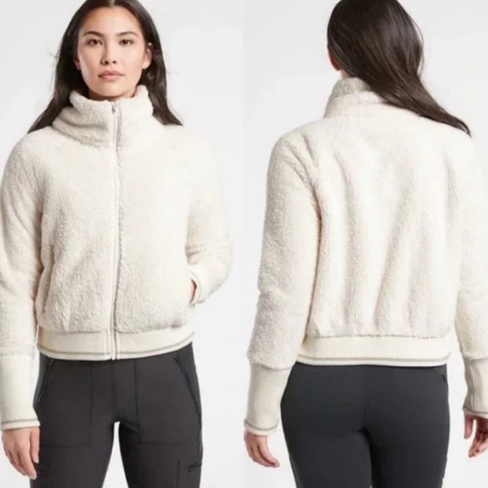 Athleta Fuzzy Sherpa Tugga Zip Up Sweater Varsity Jacket Cream Women’s Size S